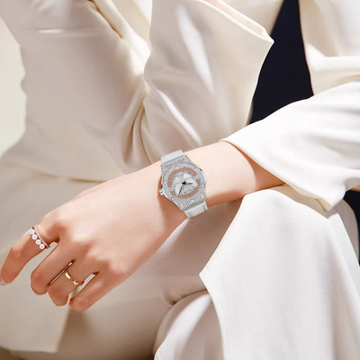Reloj de pulsera de batería de cuarzo de banda negra con bisel de acero inoxidable