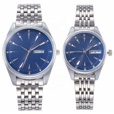 Scratchless empareja los relojes para los pares calificó el vidrio fortalecido