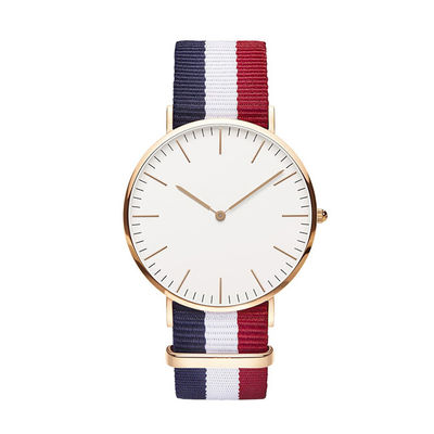 Reloj de nylon impermeable de la banda del reloj 5ATM del cuarzo de las mujeres del ODM