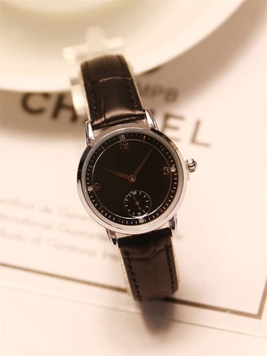 Reloj Diamond Quartz Watch auténtico de los pares del cuarzo de la banda del cuero de Brown